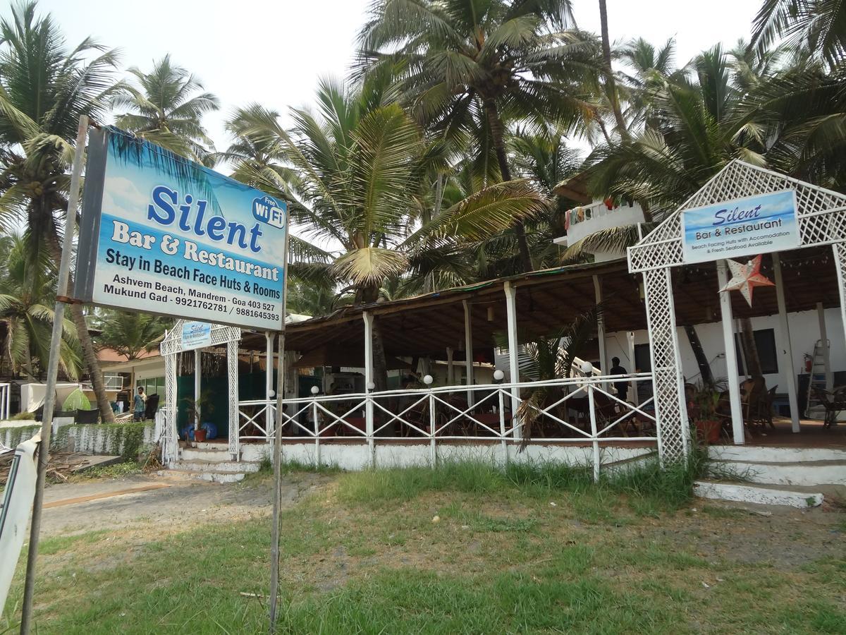 Silent Resort Мандрем Екстериор снимка